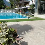 Hotel La Perla